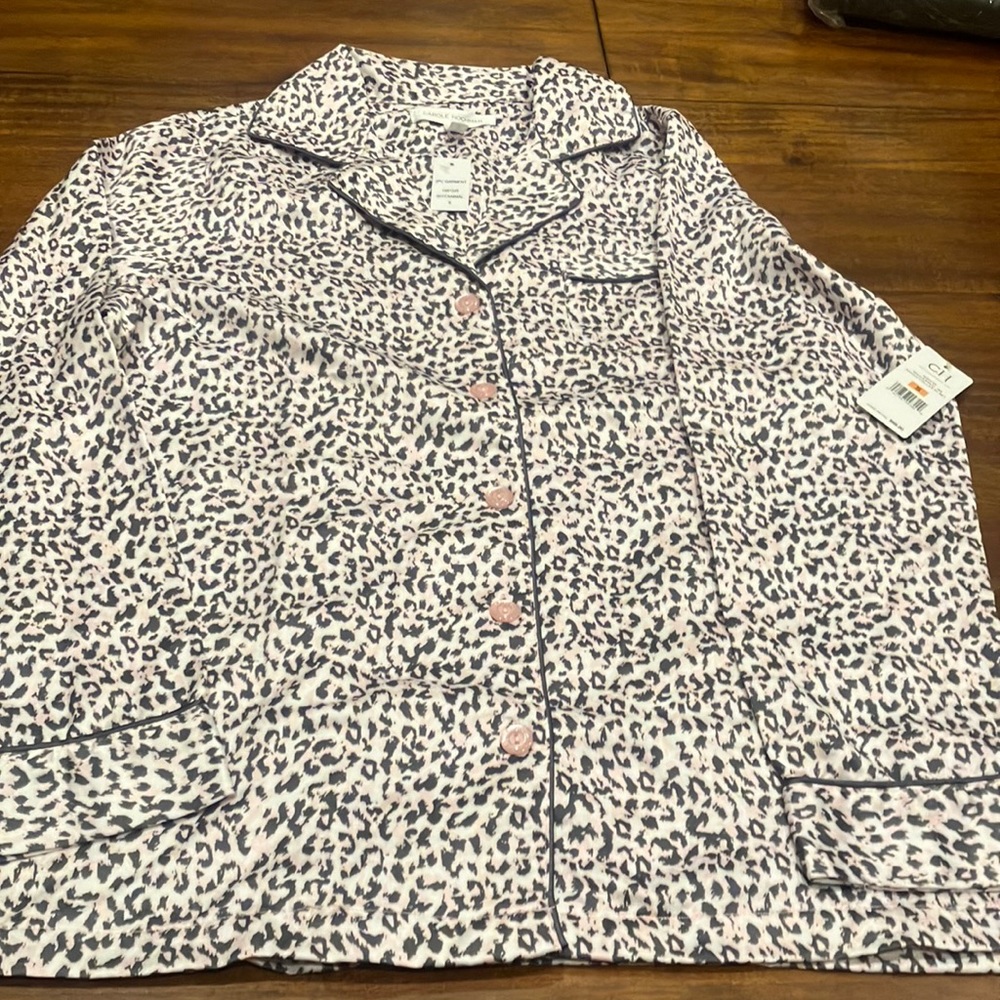 Llama top, leopard print